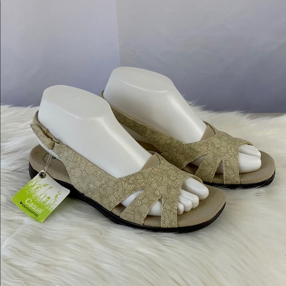 Grasshoppers Beige Slingback Summer Sandals Adjustable Strap Sandals 7.5